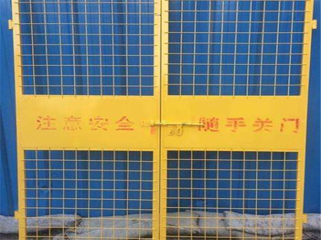  電梯門(mén)護(hù)欄圖片3